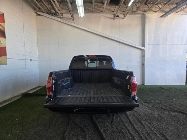 2014 toyota tacoma base