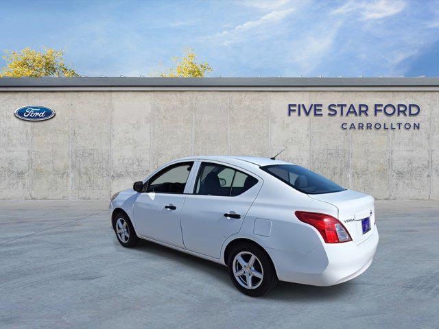 2013 nissan versa 1.6 s