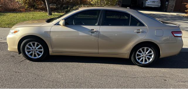 2011 toyota camry xle