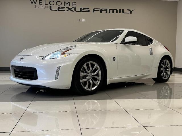 2014 nissan 370z base