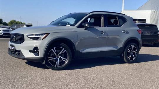 2024 Volvo XC40