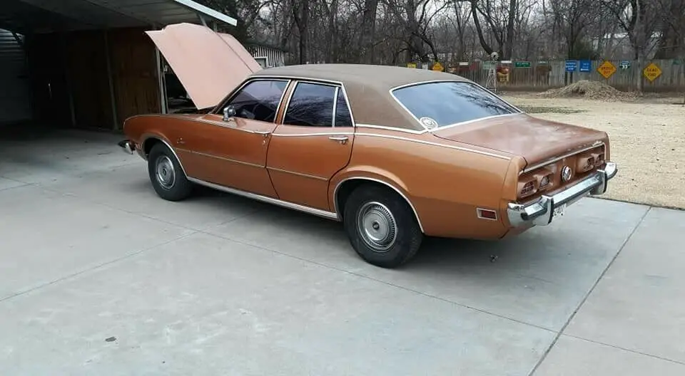 1973 mercury comet, 4 door with inline 6 cylinder, a/c, power steering, auto