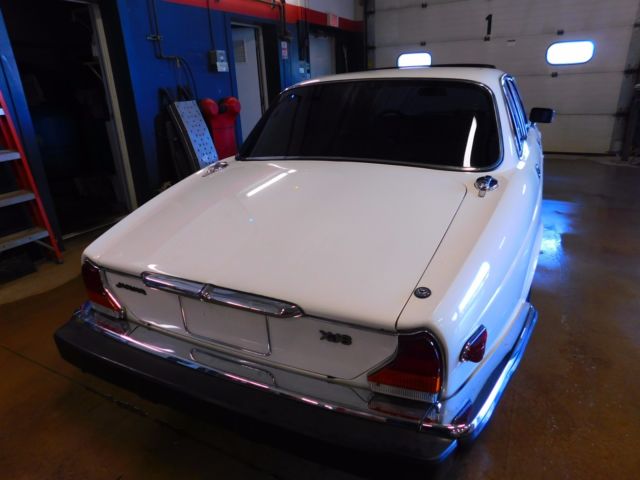 1982 jaguar xj6 t1268913