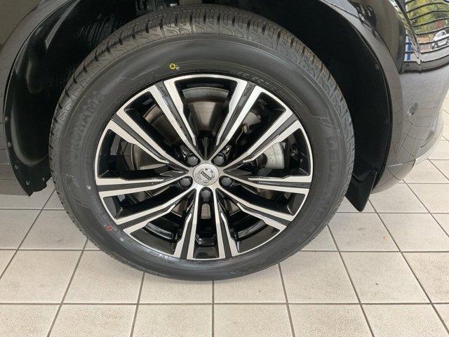 2022 volvo xc60 b6 inscription