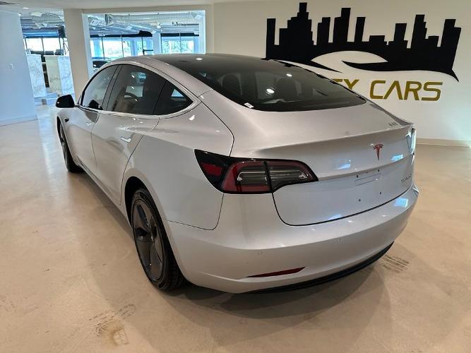 used 2018 tesla model 3 performance