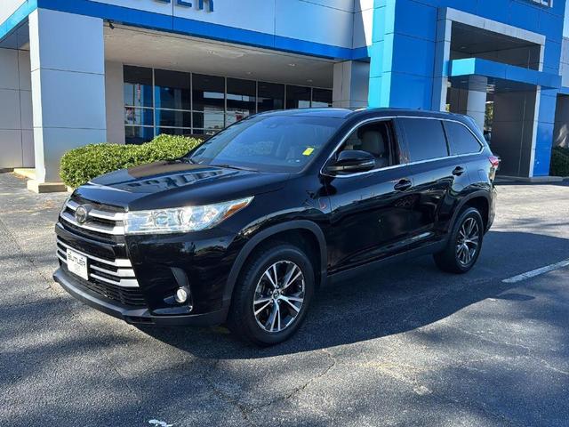 2019 toyota highlander le plus