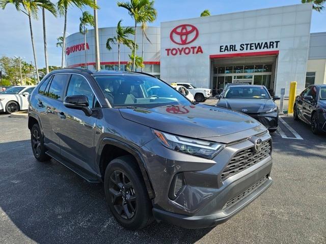2022 toyota rav4 xle