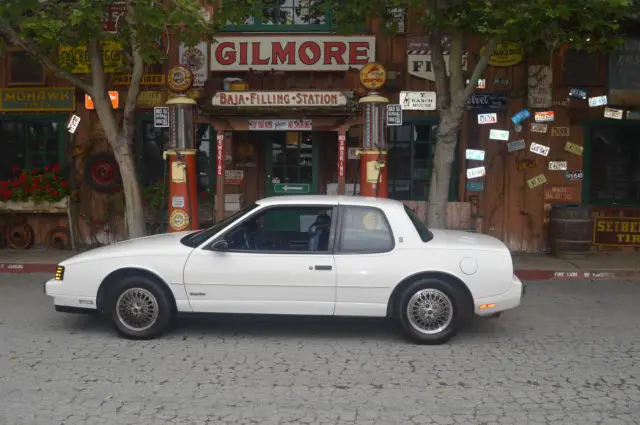 1988 oldsmobile toronado trofeo coupe 2-door 3.8l