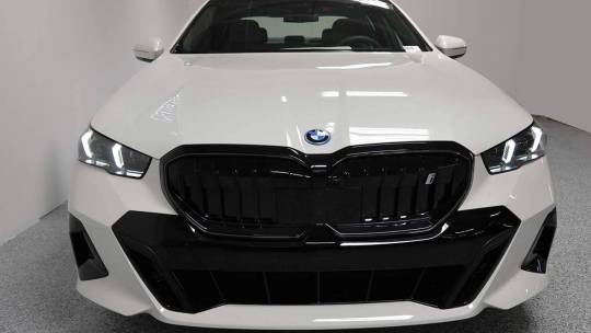 2024 BMW i5