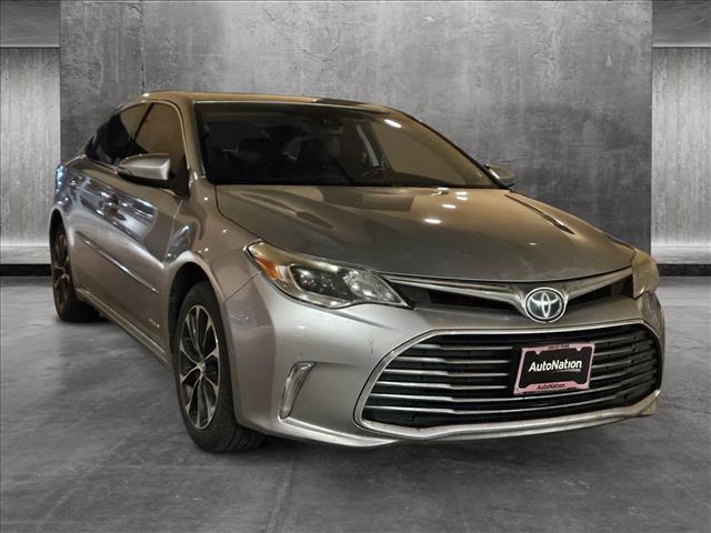 2018 toyota avalon hybrid xle premium