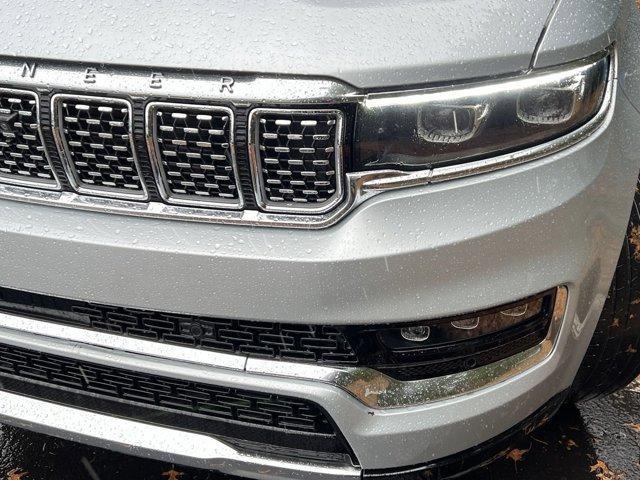 2023 jeep grand wagoneer base