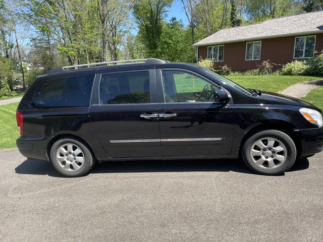 2007 hyundai entourage limited