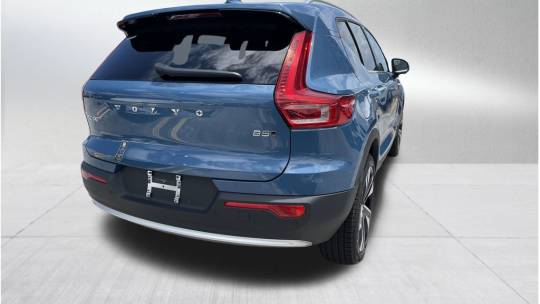 2024 Volvo XC40