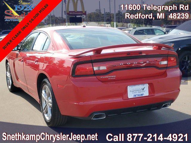 2013 dodge charger sxt