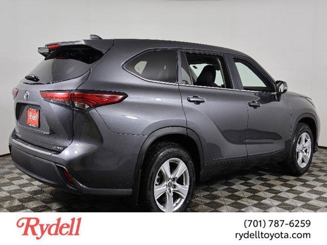 2023 toyota highlander le