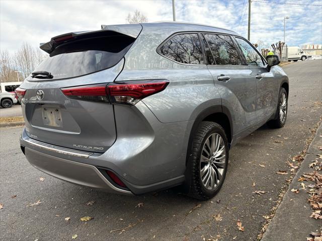 2021 toyota highlander platinum