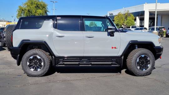 2024 GMC Hummer EV