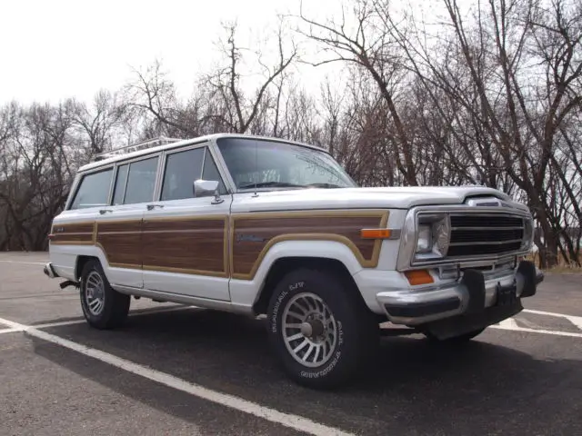 1989 jeep grand wagoneer clean, rust free classic 4wd suv. no reserve nr - efi!!