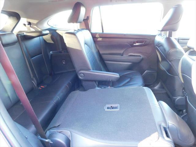 2023 toyota highlander xle
