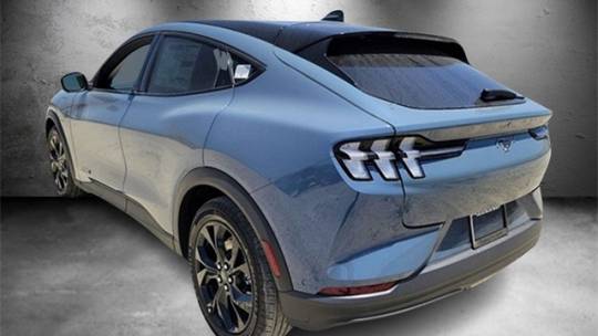 2024 Ford Mustang Mach-E