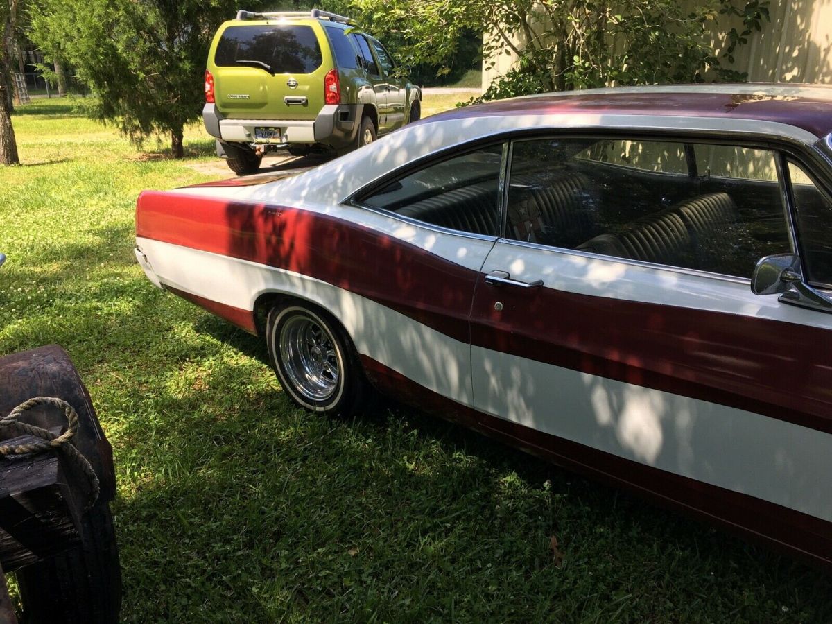 1967 ford galaxie 500 red rwd automatic see pics driver's mirror is fixed now
