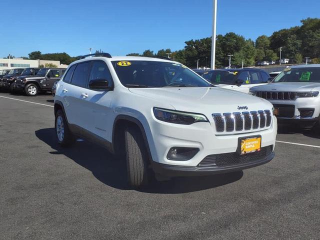 2022 jeep cherokee latitude lux