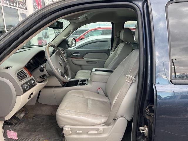 2013 chevrolet suburban 1500 lt