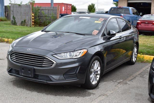 2020 ford fusion se