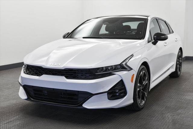 2022 kia k5 gt-line