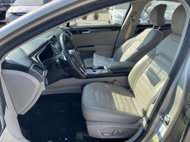 2017 ford fusion se