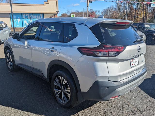 2021 nissan rogue sv