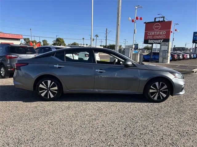 2022 nissan altima 2.5 sv