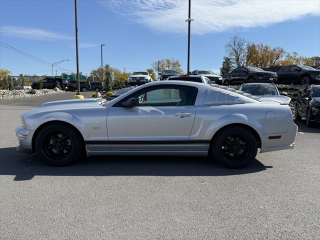 2008 ford mustang gt deluxe