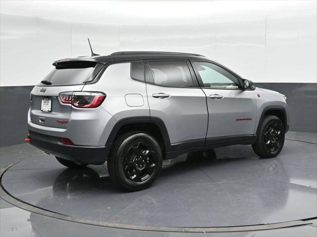 2023 jeep compass trailhawk
