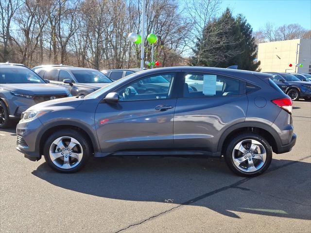 2022 honda hr-v lx