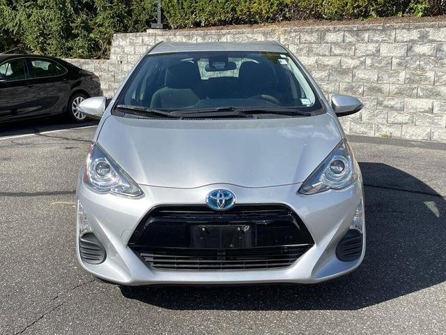 2016 toyota prius c three