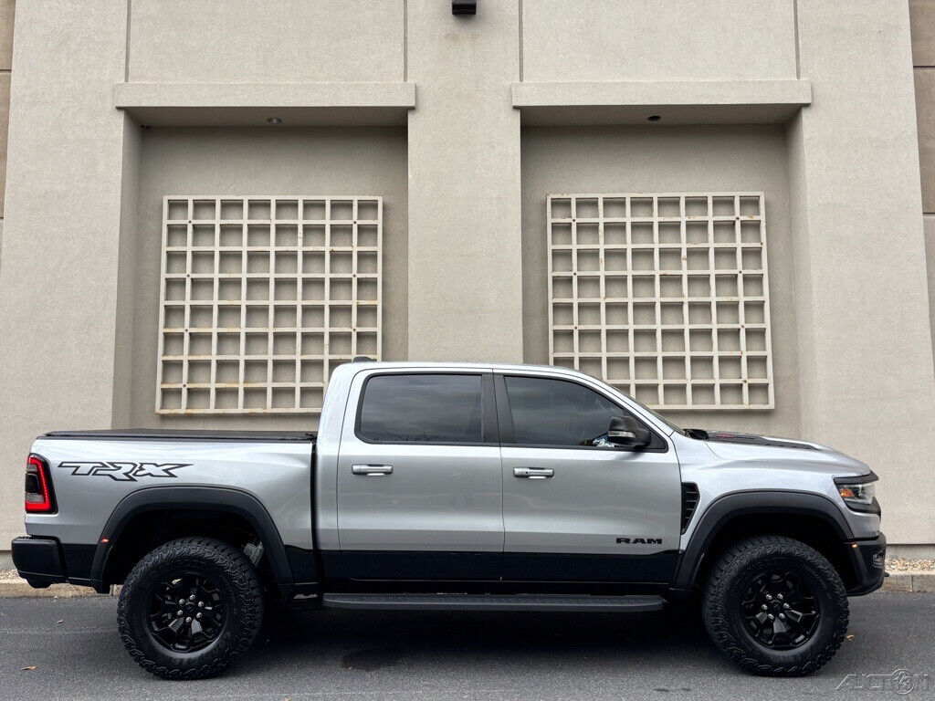 2021 ram 1500 ram 1500 trx crew cab, low miles!