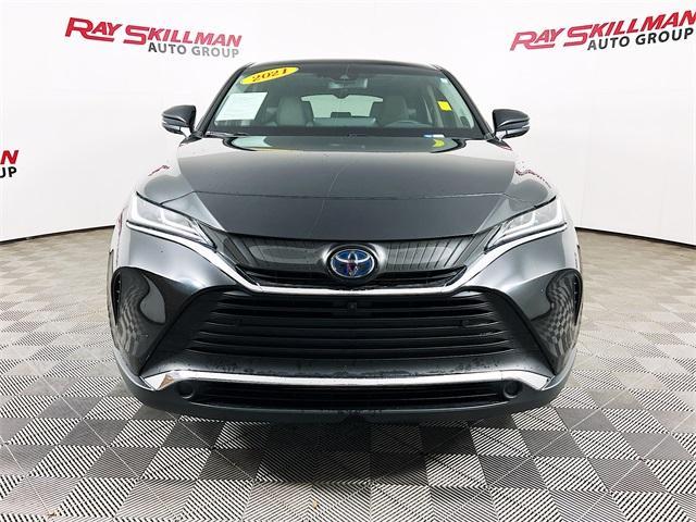 2021 toyota venza le
