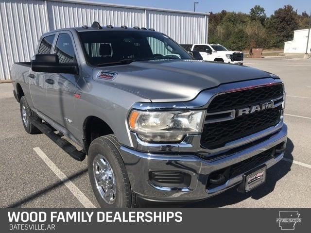 2022 ram 2500 tradesman crew cab 4x4 64' box