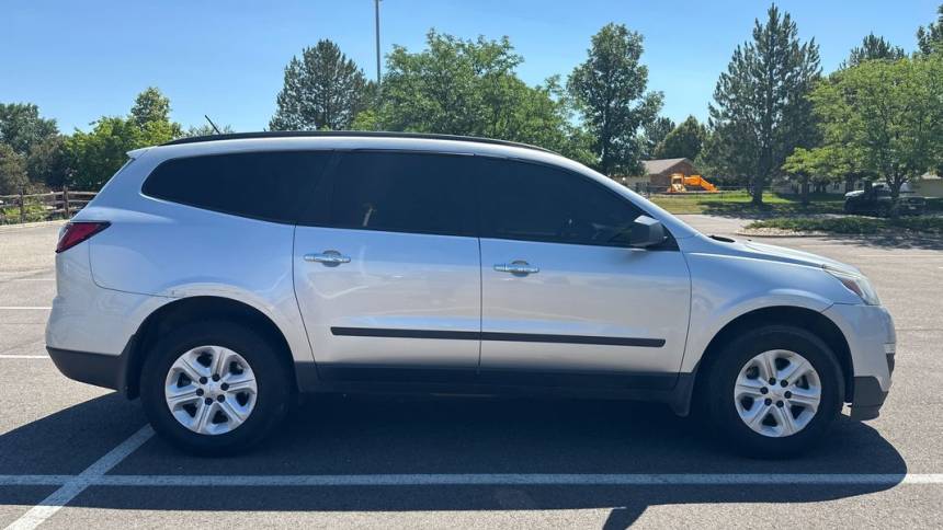 2015 chevrolet traverse ls