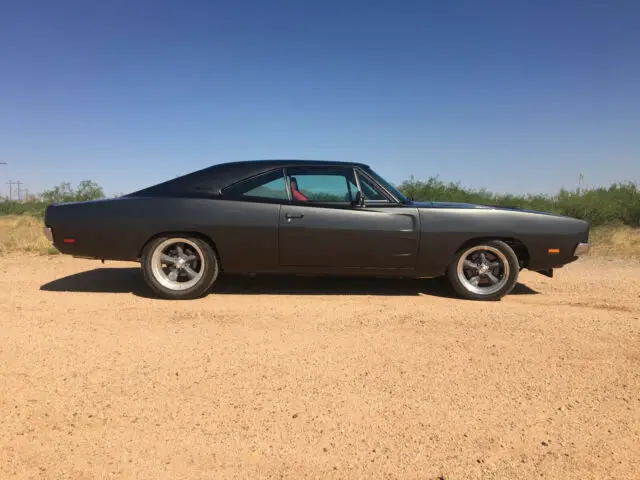 1969 charger restomod 392 hemi + 6spd manual