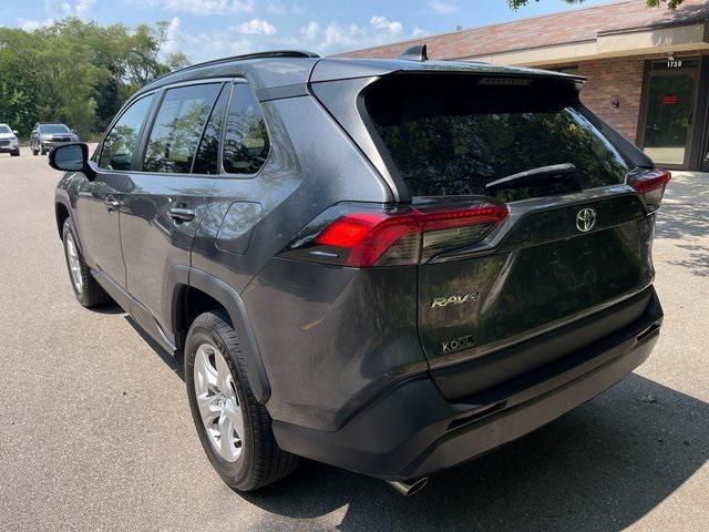 2021 toyota rav4 xle