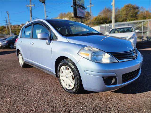 2010 nissan versa 1.8 s