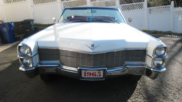 1965 cadillac deville convertable white / red leather and white top