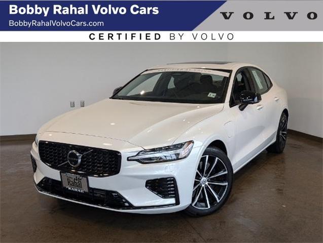 2023 volvo s60 recharge plug-in hybrid t8 plus dark theme