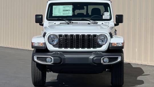 2024 Jeep Gladiator