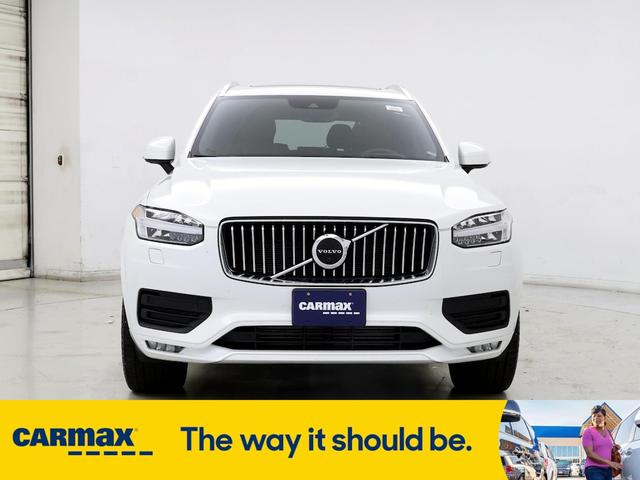 2022 volvo xc90 t6 momentum