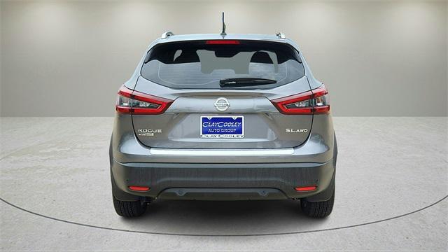 2022 nissan rogue sport sl