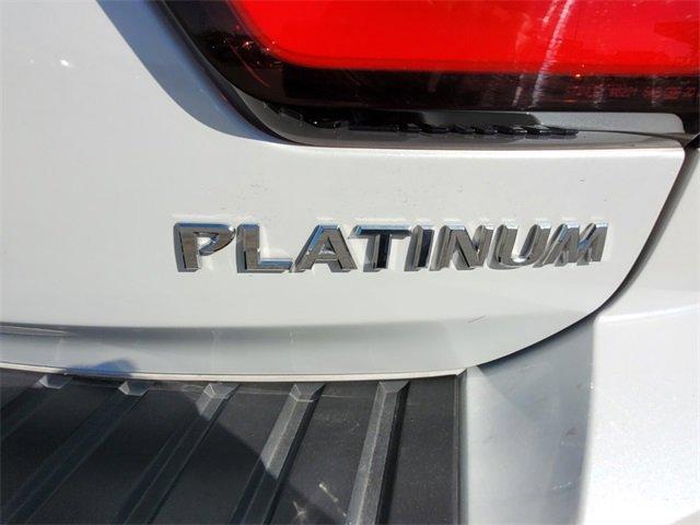 2022 nissan armada platinum