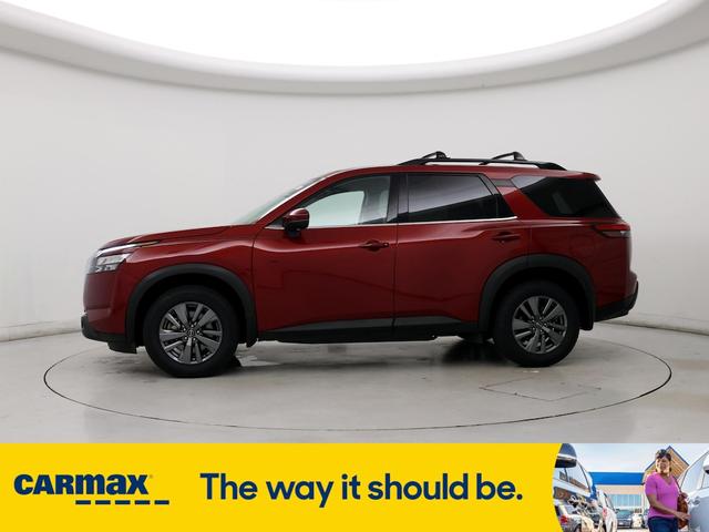 2023 nissan pathfinder sv